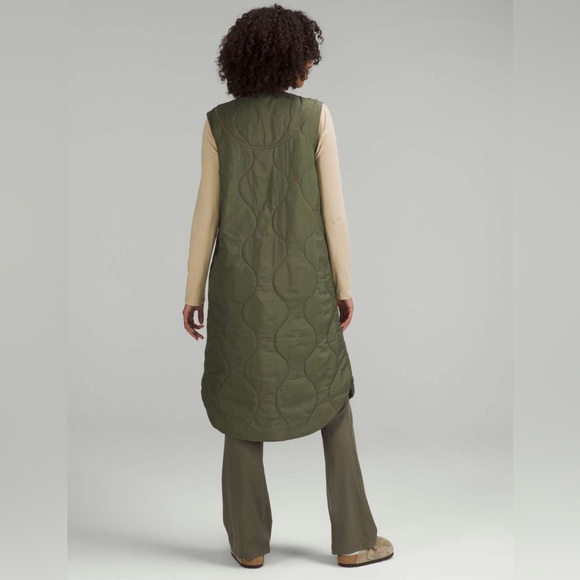 Lululemon Quilted Light Insulation VestMedium Olive size 2